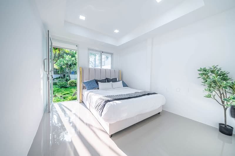 For sale house 5 bedrooms at East Pattaya, Chon Buri (Pattaya), Na Kloe, Bang Lamung (Pattaya), Chon Buri (Pattaya), 5 Bedrooms, 250 sqm, Single Detached House For Sale, by Pornnapa Titloi, 500284925 - DDproperty.com