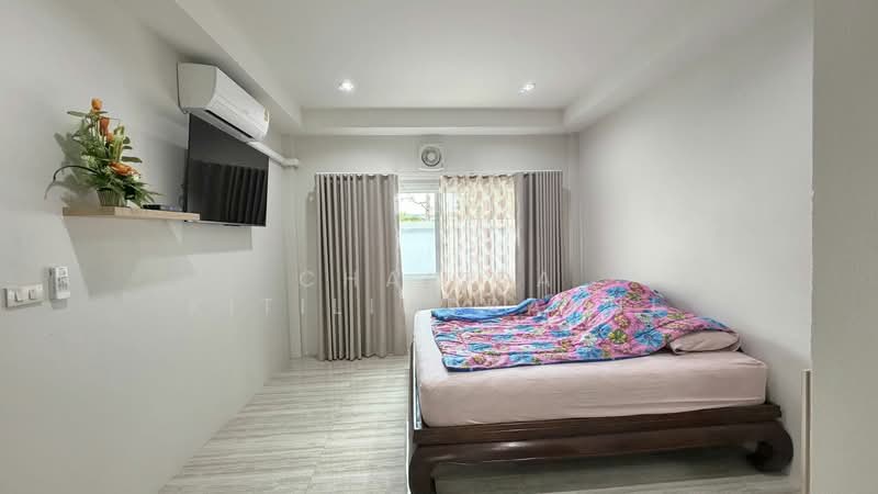 2-BR House, Chon Buri (Pattaya), Nong Pru, Bang Lamung (Pattaya), Chon Buri (Pattaya), 2 Bedrooms, 141 sqm, Single Detached House For Rent, by Chalisa Kitilimtrakul, 500284931 - DDproperty.com