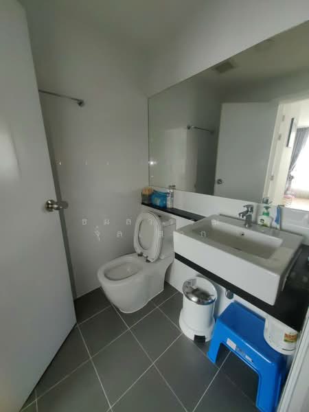 Notting Hill The Exclusive Charoen Krung, Bangkok, 77 Charoen Krung 93 Alley, Wat Prayakrai, Bang Kho Laem, Bangkok, 1 Bedroom, 38 sqm, Condo For Rent, by Thamolwan Chunlasaveg, 500284945 - DDproperty.com