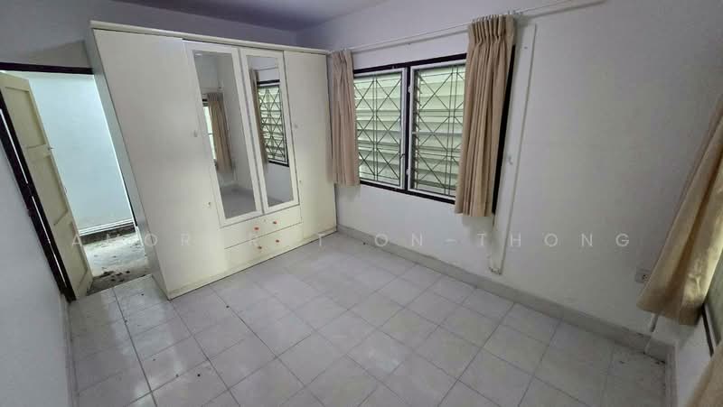 House, Bangkok, Khlong Tan Nua, Watthana, Bangkok, 3 Bedrooms, 250 sqm, Single Detached House For Rent, by Amornrat On-Thong, 500284946 - DDproperty.com