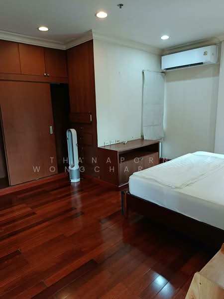 Silom Grand Terrace, Bangkok, Soi Saladaeng 2, Saladaeng Road, Silom, Bang Rak, Bangkok, 2 Bedrooms, 107 sqm, Condo For Rent, by Thanaporn Wongcharoen, 500285017 - DDproperty.com