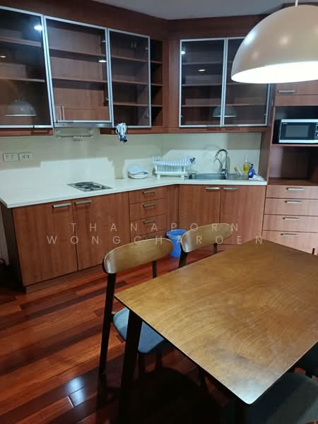 Silom Grand Terrace, Bangkok, Soi Saladaeng 2, Saladaeng Road, Silom, Bang Rak, Bangkok, 2 Bedrooms, 107 sqm, Condo For Rent, by Thanaporn Wongcharoen, 500285017 - DDproperty.com