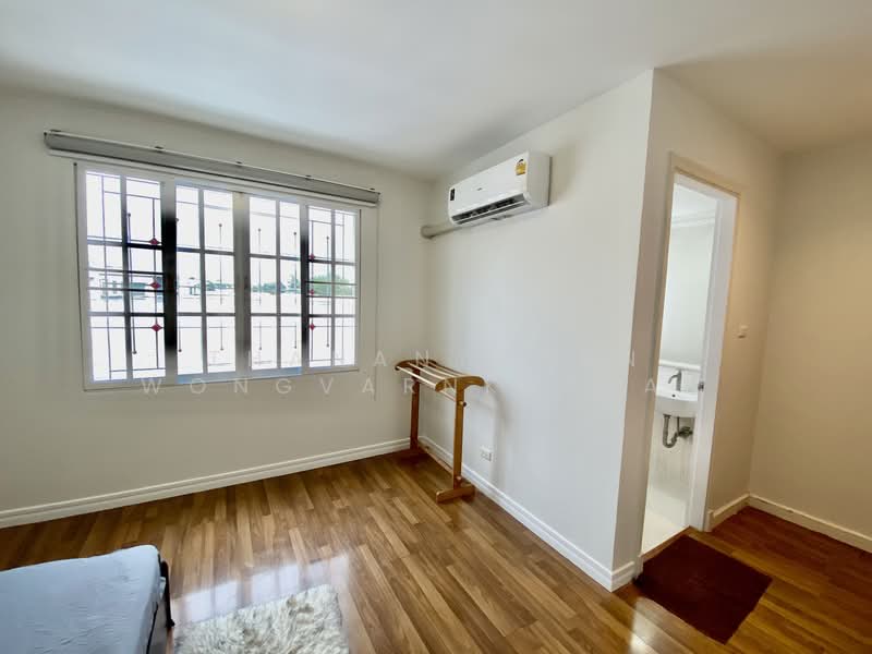 Plus City Park Ekamai-Ramintra, Bangkok, Nuanchan Road, Nuan Chan, Bueng Kum, Bangkok, 3 Bedrooms, 190 sqm, Townhouse For Rent, by Thananthorn Wongvarnkaseam, 500285077 - DDproperty.com
