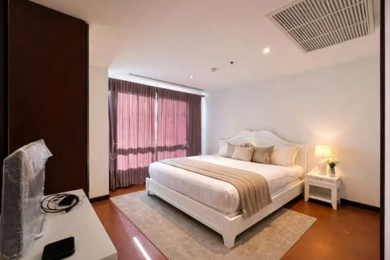 The Lofts Yennakart, Bangkok, 366 ์Soi Nang Linchi Yenakat Road, Chong Nonsi, Yan Nawa, Bangkok, 2 Bedrooms, 68 sqm, Condo For Sale, by Khlueanphon Nukulsirisak, 500285113 - DDproperty.com