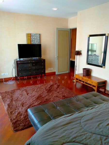Nusasiri Grand, Bangkok, Soi Sukhumvit 42, Phra Kanong, Khlong Toei, Bangkok, 3 Bedrooms, 172 sqm, Condo For Sale, by Khlueanphon Nukulsirisak, 500285145 - DDproperty.com