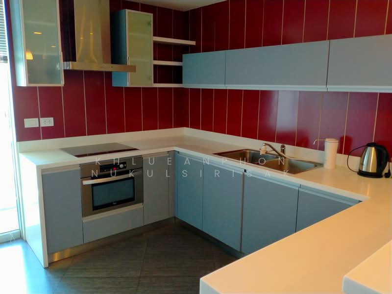 Nusasiri Grand, Bangkok, Soi Sukhumvit 42, Phra Kanong, Khlong Toei, Bangkok, 3 Bedrooms, 172 sqm, Condo For Sale, by Khlueanphon Nukulsirisak, 500285145 - DDproperty.com