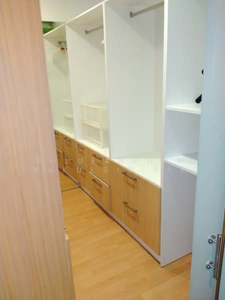Nusasiri Grand, Bangkok, Soi Sukhumvit 42, Phra Kanong, Khlong Toei, Bangkok, 3 Bedrooms, 172 sqm, Condo For Sale, by Khlueanphon Nukulsirisak, 500285145 - DDproperty.com