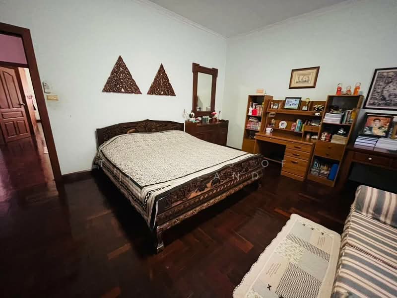 ให้เช่า สนามกอล์ฟเมืองเอก หลังบ้านติดน้ำ อ.ปทุมธานี (วิวสนามกอล์ฟ) 375 ตร.ว. 4 นอน 4 น้ำ 550 ตร.ม., Pathum Thani, นาวงประชาพัฒนา, Lak Hok, Muang Pathum Thani, Pathum Thani, 4 Bedrooms, 550 sqm, Single Detached House For Rent, by TopLands of Thailand, 500285156 - DDproperty.com