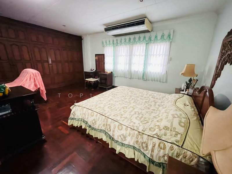 ให้เช่า สนามกอล์ฟเมืองเอก หลังบ้านติดน้ำ อ.ปทุมธานี (วิวสนามกอล์ฟ) 375 ตร.ว. 4 นอน 4 น้ำ 550 ตร.ม., Pathum Thani, นาวงประชาพัฒนา, Lak Hok, Muang Pathum Thani, Pathum Thani, 4 Bedrooms, 550 sqm, Single Detached House For Rent, by TopLands of Thailand, 500285156 - DDproperty.com
