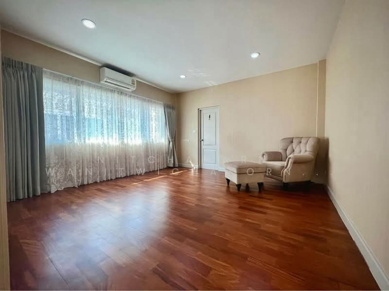 Bangkok Boulevard Rama 9-Srinakarin, Bangkok, Krungthep Kreetha Road, Saphan Sung, Saphan Sung, Bangkok, 4 Bedrooms, 355 sqm, Single Detached House For Rent, by Nitchakarn  Wanitwichakornkit , 500285197 - DDproperty.com