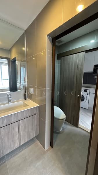 IDEO Mobi Asoke, Bangkok, New Petchaburi Road, Bang Kapi, Huai Khwang, Bangkok, 2 Bedrooms, 54 sqm, Condo For Rent, by Agentbkk, 500285237 - DDproperty.com