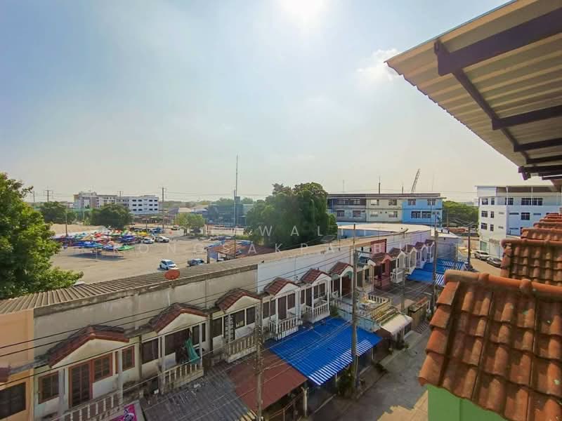 Bargain! 3.5-story, 2-unit commercial building with rooftop for sale in Pathumporn Village., Pathum Thani, Bang Luang, Muang Pathum Thani, Pathum Thani, , 450 sqm, Shophouse For Sale, by CHAWALIT KONGSAKPAIBUL, 500285260 - DDproperty.com