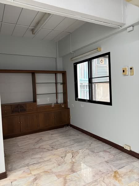 ทาวน์โฮม ทองหล่อซอย7, Bangkok, ทองหล่อ, Khlong Tan Nua, Watthana, Bangkok, 6 Bedrooms, 450 sqm, Townhouse For Rent, by ขวัญเรือน ดีนาน, 500285289 - DDproperty.com