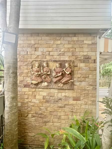 ขาย - ขายโรงแรม 19 ห้องนอน ใกล้ ใกล้ถนนธนะรัชต์, นครราชสีมา