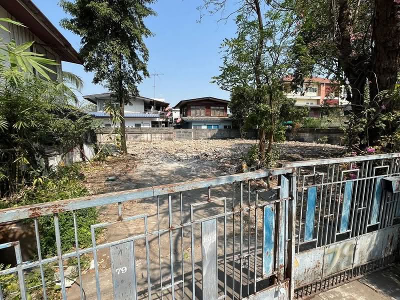 ที่ดิน ซอยอ่อนนุช 11 ตรงข้าม อ่อนนุช พลาซ่า, Bangkok, Phra Kanong, Khlong Toei, Bangkok, , 576 sqm, Land For Sale, by Chayanoot, 500285332 - DDproperty.com