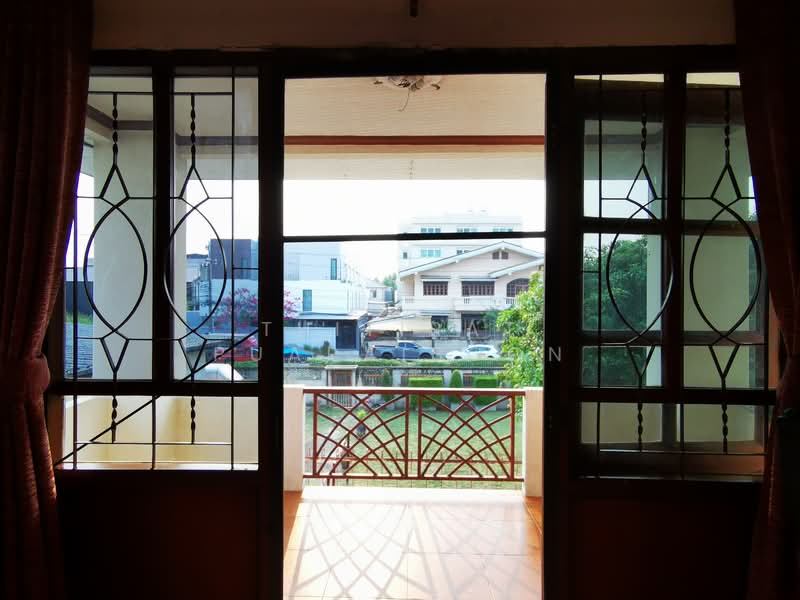 Sale Land, House & Warehouse, Strategic Location at Rom Klao 72, Bangkok, เคหะร่มเกล้า, Rat Phatthana, Saphan Sung, Bangkok, , 960 sqm, Warehouse/Factory For Sale, by Thitirat Puapaiboon, 500285349 - DDproperty.com
