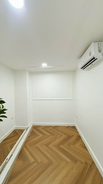Grand Park Town, Bangkok, Prachautid, Wang Thonglang, Wang Thonglang, Bangkok, 2 Bedrooms, 62 sqm, Condo For Sale, by กิตติพัทธ์ เตชะพกาพงษ์, 500285358 - DDproperty.com