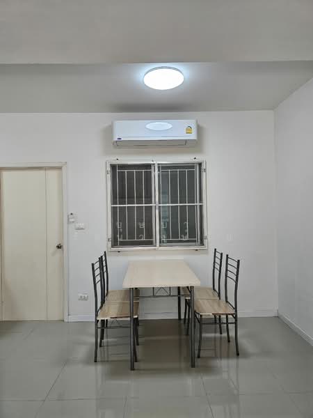 Baan Pruksa 86/1 Ladkrabang-Suvarnabhumi, Samut Prakan, Ladkrabang Road, Srisa Chorakhe Noi, Bang Sao Thong, Samut Prakan, 3 Bedrooms, 120 sqm, Townhouse For Rent, by บุษบา รัตนวงษ์ชัย, 500285360 - DDproperty.com