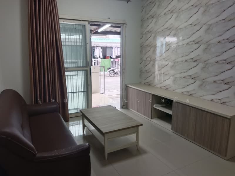 Baan Pruksa 86/1 Ladkrabang-Suvarnabhumi : บ้านพฤกษา 86/1 ลาดกระบัง-สุวรรณภูมิ, สมุทรปราการ, ถ.ลาดกระบัง, ศีรษะจรเข้น้อย, บางเสาธง, สมุทรปราการ, 120 ตร.ม., ทาวน์เฮ้าส์ ให้เช่า, โดย บุษบา รัตนวงษ์ชัย, 500285360 - DDproperty.com