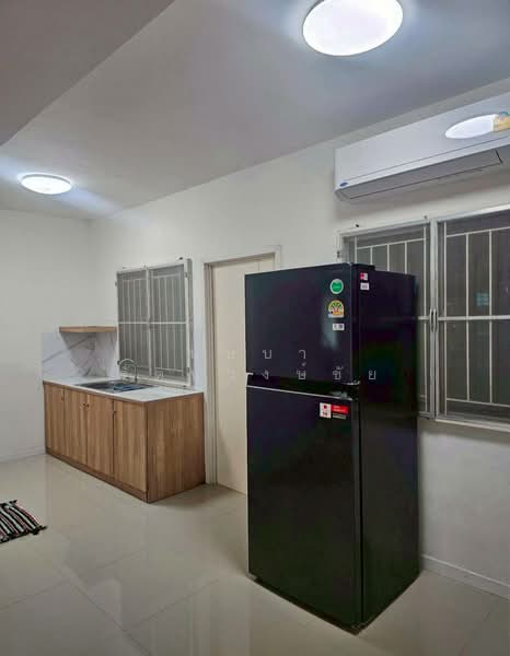 Baan Pruksa 86/1 Ladkrabang-Suvarnabhumi, Samut Prakan, Ladkrabang Road, Srisa Chorakhe Noi, Bang Sao Thong, Samut Prakan, 3 Bedrooms, 120 sqm, Townhouse For Rent, by บุษบา รัตนวงษ์ชัย, 500285360 - DDproperty.com