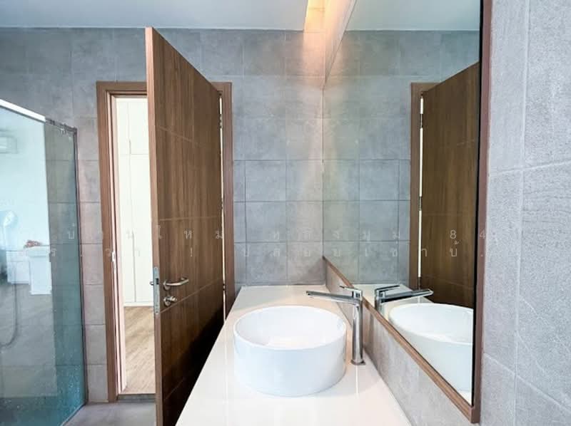 New Corner Unit! 84 sq.wah – Luxury 3-storey detached house with private lift in Rama 9 Soi 55!, Bangkok, Suan Luang, Suan Luang, Bangkok, 4 Bedrooms, 520 sqm, Single Detached House For Rent, by บ้านใหม่ หลังมุม 84 ตร.วา ! ปล่อยเช่าบ้านเดี่ยวหรู 3 ชั้นพร้อมลิฟต์พรีเมียม ย่านพระราม 9 ซอย 55, 500285361 - DDproperty.com