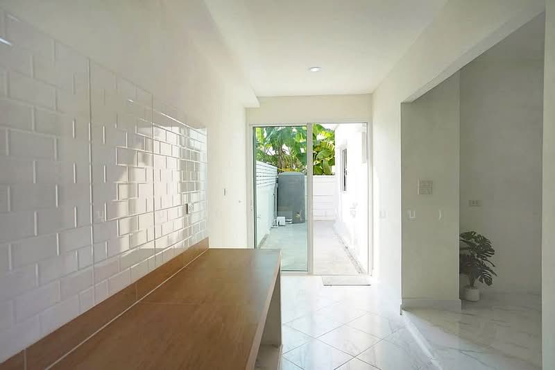 หมู่บ้านพฤกษา วิลเลจ 5 วงแหวน – รัตนาธิเบศร์ (คลองถนน บางใหญ่) ใกล้เซ็นทรัล เวสเกต, นนทบุรี, คลองถนน, บางแม่นาง, บางใหญ่, นนทบุรี, 140 ตร.ม., บ้านเดี่ยว ขาย, โดย บุษบากร (เจี๊ยบ), 500285368 - DDproperty.com