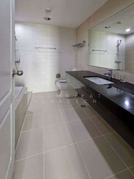 Belle Grand Rama 9, Bangkok, 131 Rama 9 Road, Huai Khwang, Bangkok, 3 Bedrooms, 105 sqm, Condo For Rent, by Poommipat Suradech, 500285379 - DDproperty.com