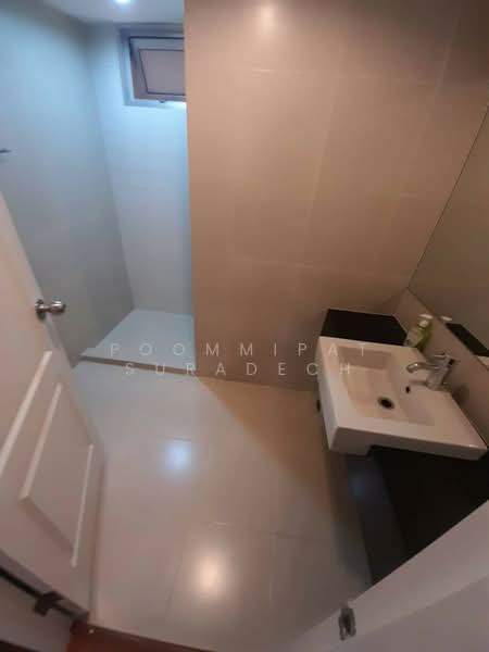 Belle Grand Rama 9, Bangkok, 131 Rama 9 Road, Huai Khwang, Bangkok, 3 Bedrooms, 105 sqm, Condo For Rent, by Poommipat Suradech, 500285379 - DDproperty.com