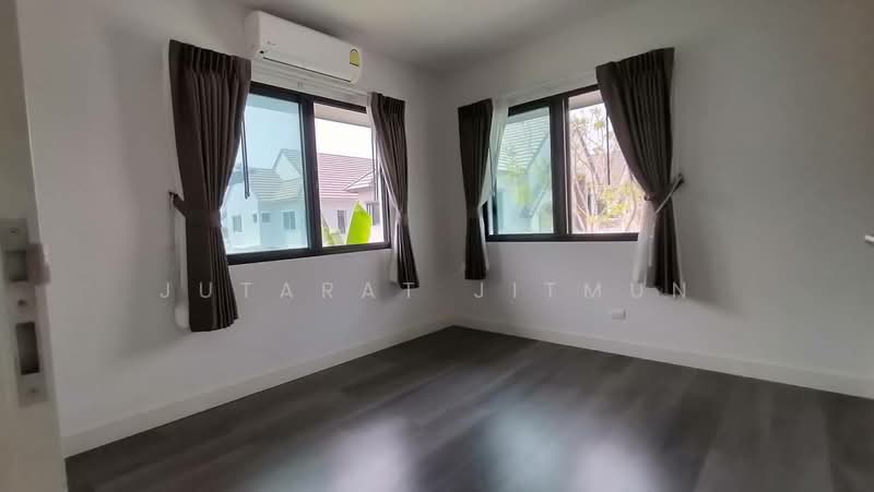 Burasiri Bangna, Samut Prakan, 88 Rattanarat Road, Bang Sao Thong, Bang Sao Thong, Samut Prakan, 3 Bedrooms, 139 sqm, Single Detached House For Sale, by Jutarat Jitmun, 500285389 - DDproperty.com