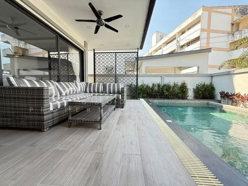 Zensiri Midtown Villas : เซนสิริ มิดทาวน์ วิลล่า, ชลบุรี, Soi 22 Chalemphrakiat, หนองปรือ, บางละมุง, ชลบุรี, 190 ตร.ม., วิลล่า ขาย, โดย GOODWIN PROPERTIES CO., LTD., 500285390 - DDproperty.com