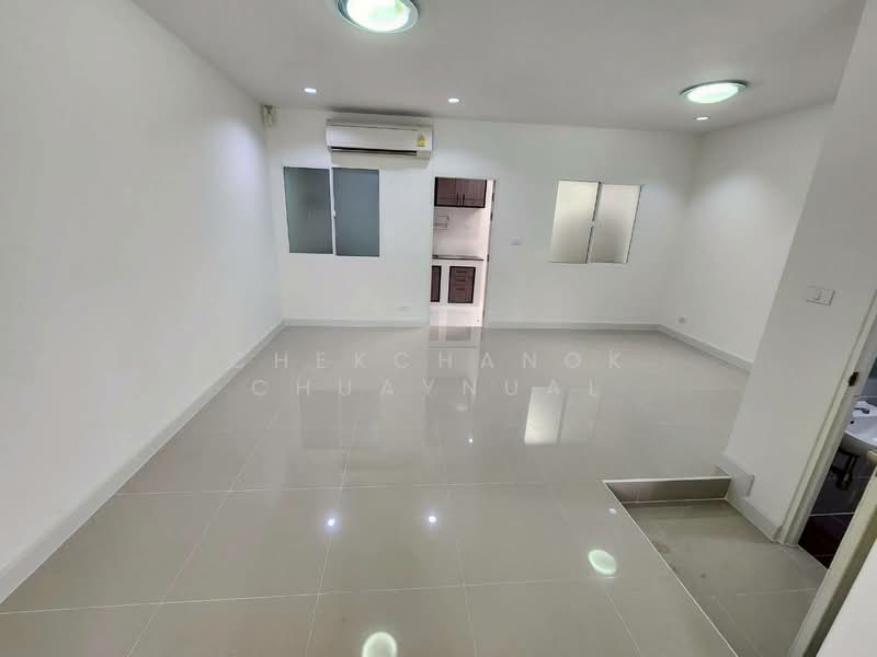 Pleno Ratchapruek-Rama 5, Nonthaburi, Bang Kruai-Sai Noi Road, Bang Krang, Muang Nonthaburi, Nonthaburi, 3 Bedrooms, 110 sqm, Townhouse For Sale, by Chekchanok Chuaynual, 500285394 - DDproperty.com
