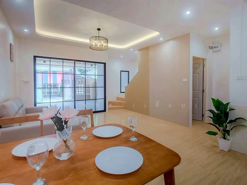 บ้านสวย พร้อมอยู่ หมู่บ้านบัวทอง 2 ทาวน์เฮ้าส์ 3 ห้องนอน MRT สถานีคลองบางไผ่ อยู่หน้าหมู่บ้าน, Nonthaburi, กาญจนาภิเษก, Bang Rak Pattana, Bang Bua Thong, Nonthaburi, 3 Bedrooms, 110 sqm, Townhouse For Sale, by บุษบากร (เจี๊ยบ), 500285399 - DDproperty.com