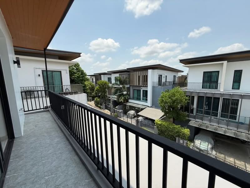 AQ ARBOR Suanluang Rama 9-Pattanakarn : เอคิว อาร์เบอร์ สวนหลวง ร.9-พัฒนาการ, กรุงเทพ, ถนนเฉลิมพระเกียรติรัชกาลที่9 ซอย 48, ดอกไม้, ประเวศ, กรุงเทพ, 300 ตร.ม., บ้านเดี่ยว ขาย, โดย มนัสนันท์ สิริรุจิรัตน์, 500285405 - DDproperty.com