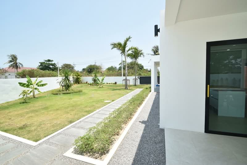 Luxury Modern Pool Villa - Huahin ( Private pool,Fully furnished ), ประจวบคีรีขันธ์, หินเหล็กไฟ, หัวหิน, ประจวบคีรีขันธ์, 384 ตร.ม., บ้านเดี่ยว ขาย, โดย Sumita Vriesenga, 500285409 - DDproperty.com