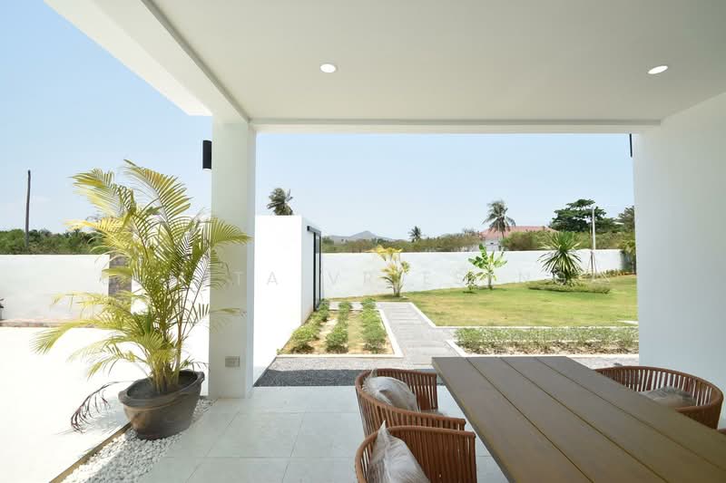 Luxury Modern Pool Villa - Huahin ( Private pool,Fully furnished ), ประจวบคีรีขันธ์, หินเหล็กไฟ, หัวหิน, ประจวบคีรีขันธ์, 384 ตร.ม., บ้านเดี่ยว ขาย, โดย Sumita Vriesenga, 500285409 - DDproperty.com