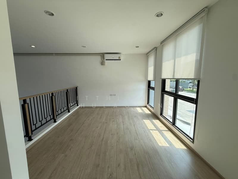 Estara Haven Pattanakan 20, Bangkok, Phatthanakan 20, Phatthanakan Road, Suan Luang, Bangkok, 3 Bedrooms, 200 sqm, Townhouse For Sale, by Itthiwat Chulaolan, 500285419 - DDproperty.com
