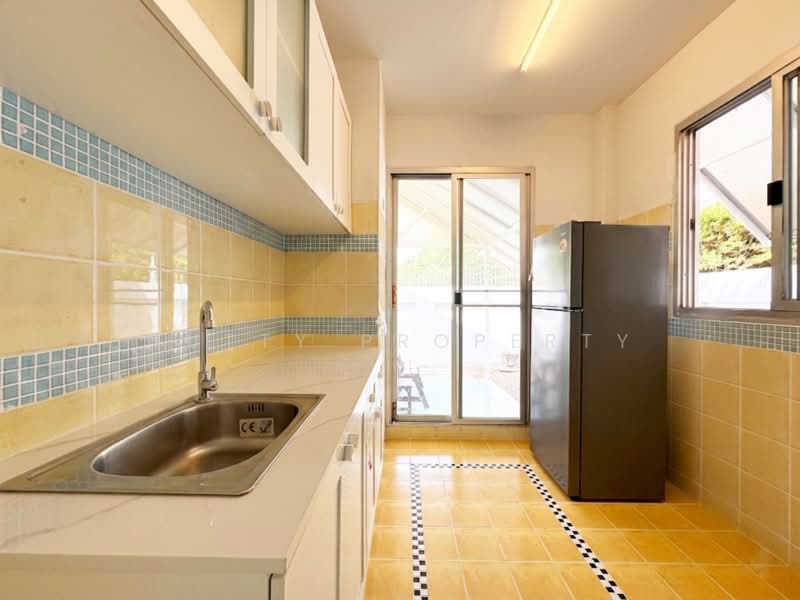 Pornpailin Sukhumvit 101/1, Bangkok, Bang Chak, Phra Khanong, Bangkok, 3 Bedrooms, 290 sqm, Single Detached House For Rent, by Nutty Property, 500285441 - DDproperty.com