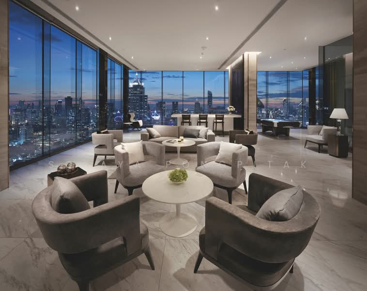 Q1 Sukhumvit, Bangkok, 1 Sukhumvit Road, Khlong Toei, Khlong Toei, Bangkok, 3 Bedrooms, 159 sqm, Condo For Rent, by Soraya Pongpitak, 500285444 - DDproperty.com