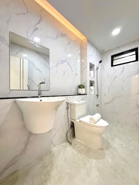 หมู่บ้านทิพธนา, Bangkok, Lak Song, Bang Khae, Bangkok, 4 Bedrooms, 250 sqm, Single Detached House For Sale, by พเนตร มหามิตรานนท์, 500285476 - DDproperty.com