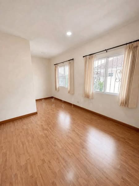 Karnkanok Ville 4,, Chiang Mai, สันกำแพงสายใหม่, San Kamphaeng, San Kamphaeng, Chiang Mai, 5 Bedrooms, 210 sqm, Single Detached House For Sale, by หทัยรัตน์ จรัสอุไรสิน, 500285494 - DDproperty.com