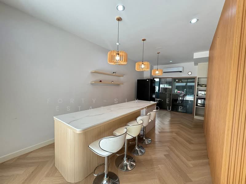 Baan Klang Muang Rama 9-Krungthep Kreetha, Bangkok, Soi Kanchanaphisek 23, Saphan Sung, Saphan Sung, Bangkok, 3 Bedrooms, 152 sqm, Townhouse For Rent, by Forty-Six Real Estate Group, 500285497 - DDproperty.com