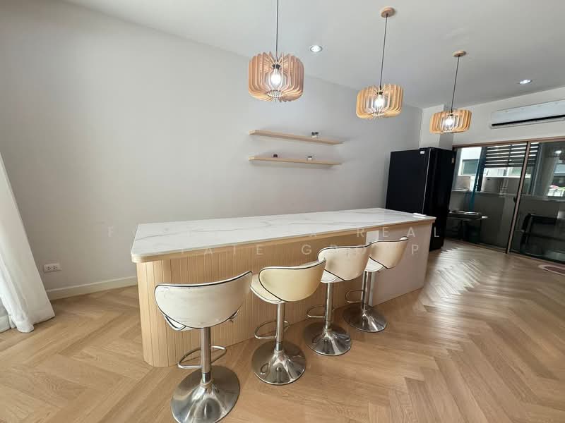Baan Klang Muang Rama 9-Krungthep Kreetha, Bangkok, Soi Kanchanaphisek 23, Saphan Sung, Saphan Sung, Bangkok, 3 Bedrooms, 152 sqm, Townhouse For Rent, by Forty-Six Real Estate Group, 500285497 - DDproperty.com
