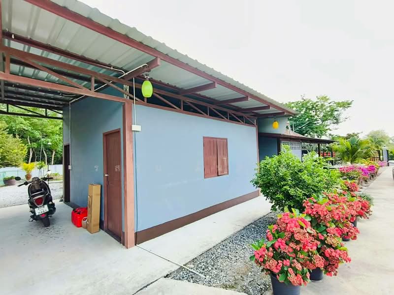 ขาย บ้านเดี่ยว ที่ดิน 2 ไร่ บ้านค่าย ระยอง, Rayong, Ban Khai, Ban Khai, Rayong, 7 Bedrooms, 500 sqm, Single Detached House For Sale, by Roselyn Tuntiwut, 500285514 - DDproperty.com