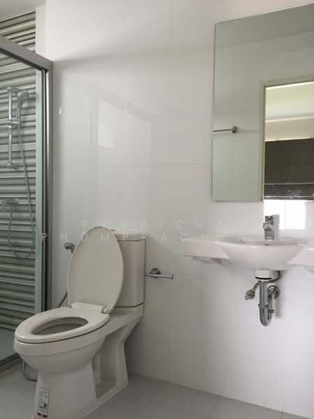 ISSI Condo Suksawat, Bangkok, 653 Suksawat Road, Bangpakok, Rat Burana, Bangkok, 2 Bedrooms, 55 sqm, Condo For Rent, by Penpicha Phumprachian, 500285574 - DDproperty.com