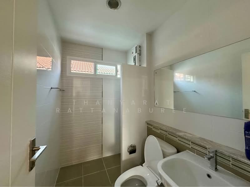 Manthana Onnut-Wongwan 3, Bangkok, 169 Kanchanaphisek Road, Dok Mai, Prawet, Bangkok, 4 Bedrooms, 160 sqm, Single Detached House For Rent, by Thanyarat Rattanaburee, 500285595 - DDproperty.com