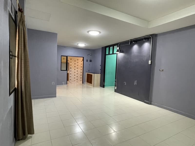 Baan Fah Piyarom - Lumlukka Klong 6, Pathum Thani, Lam Luk Ka Road, Khlong 6 (Exit), Bung Kham Proi, Lam Luk Ka, Pathum Thani, 3 Bedrooms, 160 sqm, Townhouse For Sale, by กรณัฐ แก้วดี, 500285600 - DDproperty.com