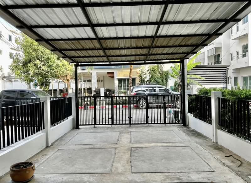 For Rent - Chuan Chuen Modus Viphavadi, Bangkok