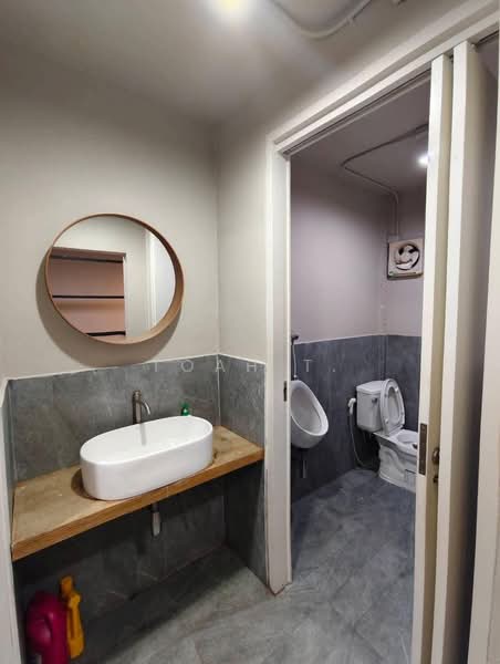 อาคารให้เช่า สาทร บางรัก : Buildings for rent in Sathorn, Bang Rak, Bangkok, Thung Maha Mek, Sathon, Bangkok, , 250 sqm, Shophouse For Rent, by TOAH T., 500285645 - DDproperty.com