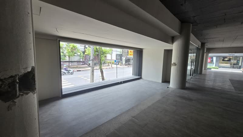 พื้นที่ให้เช่า เอกมัย สุขุมวิท : Space for rent Ekkamai Sukhumvit, Bangkok, Khlong Tan Nua, Watthana, Bangkok, , 152 sqm, Retail Space For Rent, by TOAH T., 500285672 - DDproperty.com