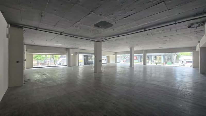 พื้นที่ให้เช่า เอกมัย ทองหล่อ สุขุมวิท : Space for rent in Ekkamai, Thonglor, Sukhumvit, กรุงเทพ, คลองตันเหนือ, วัฒนา, กรุงเทพ, 152 ตร.ม., พื้นที่ขายของ ให้เช่า, โดย TOAH T., 500285672 - DDproperty.com